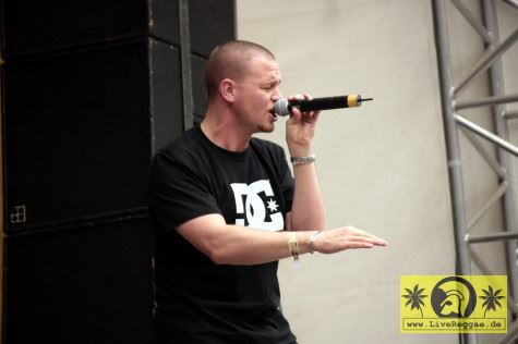 Hilltop Hoods (AUS) Summer Jam Festival - Green Stage - Fuehlinger See, Koeln - 5. Juli 2009 (8).JPG